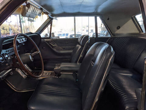 1964 Ford Thunderbird