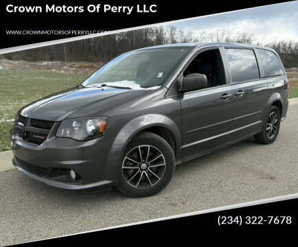 2017 Dodge Grand Caravan for sale at Crown Motors Of Perry LLC in Canton OH