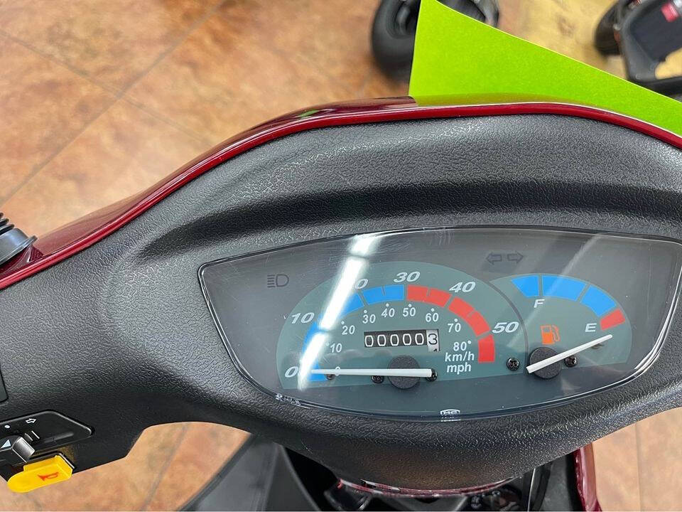 2024 Vitacci Solana 50cc Moped for sale at Advanti Powersports in Mesa, AZ