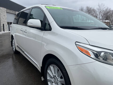 2017 Toyota Sienna Limited Premium 7-Passenger