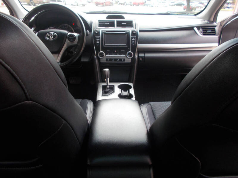 2013 Toyota Camry SE