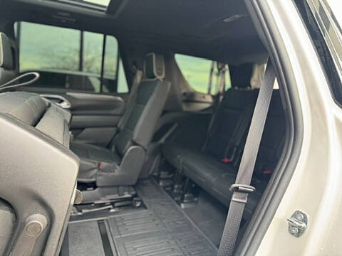 2022 GMC Yukon SLT