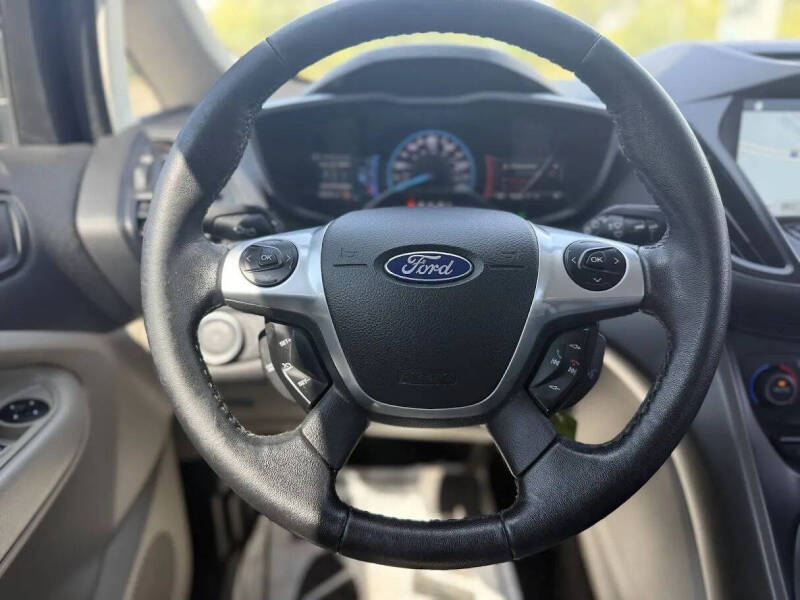 2017 Ford C-MAX Energi SE