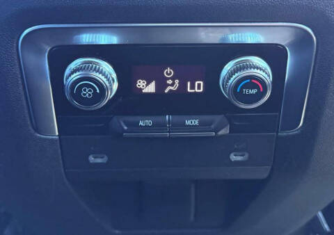 2022 GMC Yukon SLE