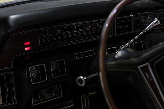 1971 Lincoln Continental