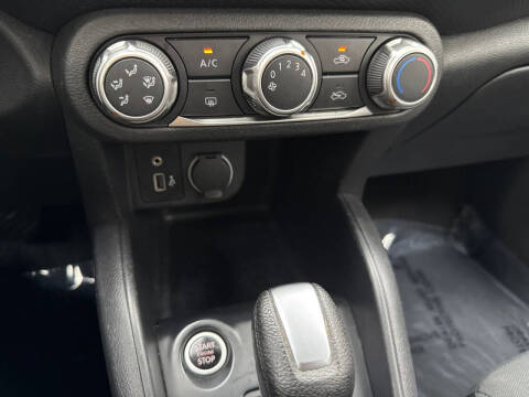 2023 Nissan Kicks S