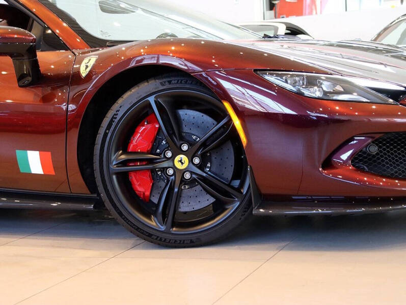 2023 Ferrari 296 GTS