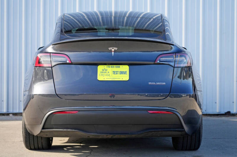 2024 Tesla Model Y Performance