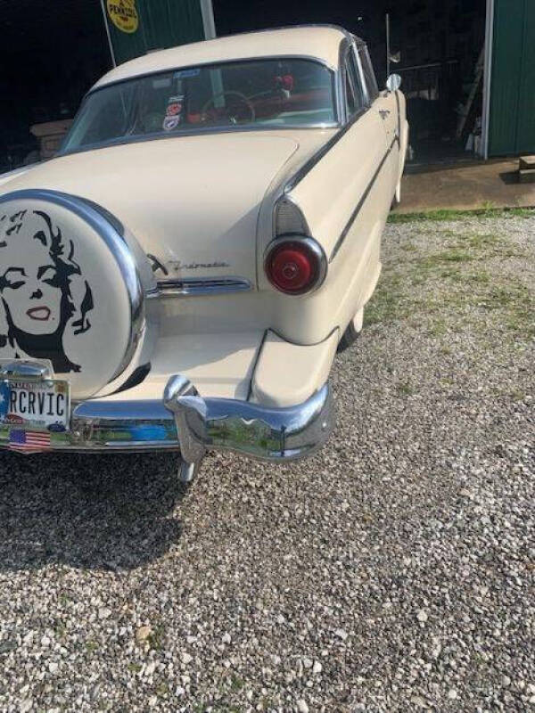 1955 Ford Crown Victoria