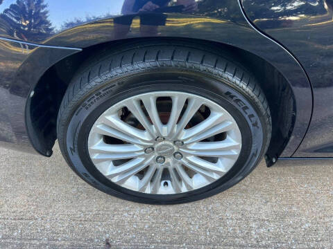 2012 Chrysler 300 Limited