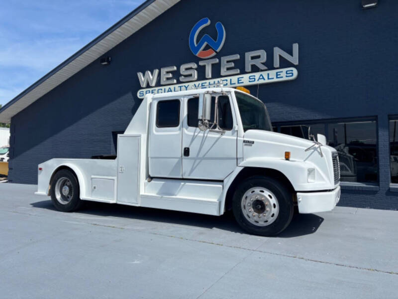 1997 Freightliner FL70 Hauler Bed