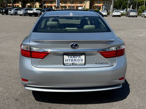 2014 Lexus ES 300h