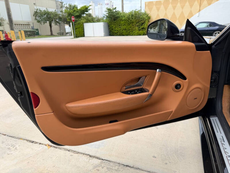 2014 Maserati GranTurismo Sport