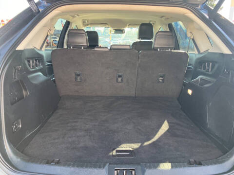 2021 Ford Edge Titanium