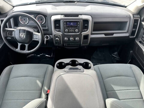 2017 RAM 1500 Express