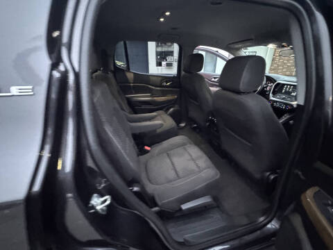 2017 GMC Acadia SLE-2