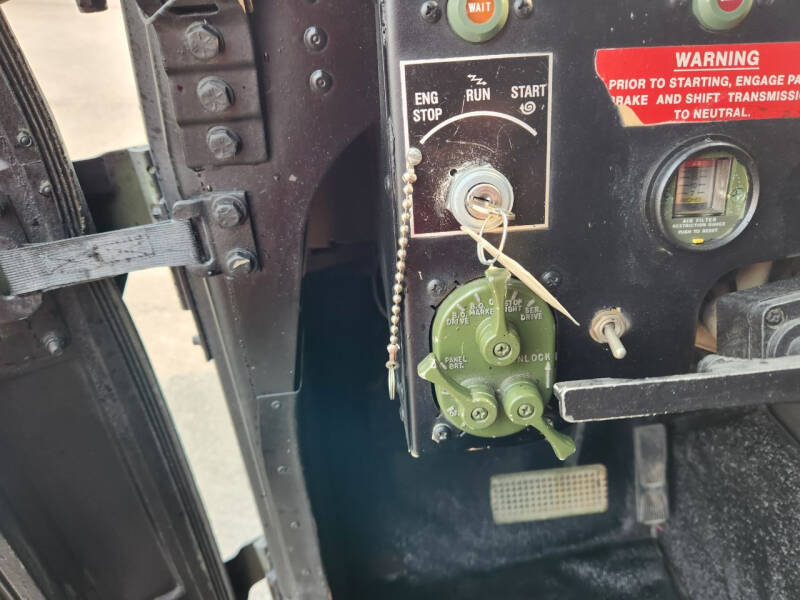 1991 AM General Humvee Miltary Hummer