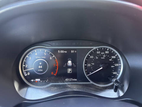 2019 Nissan Kicks SR