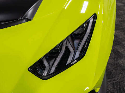2023 Lamborghini Huracan STO