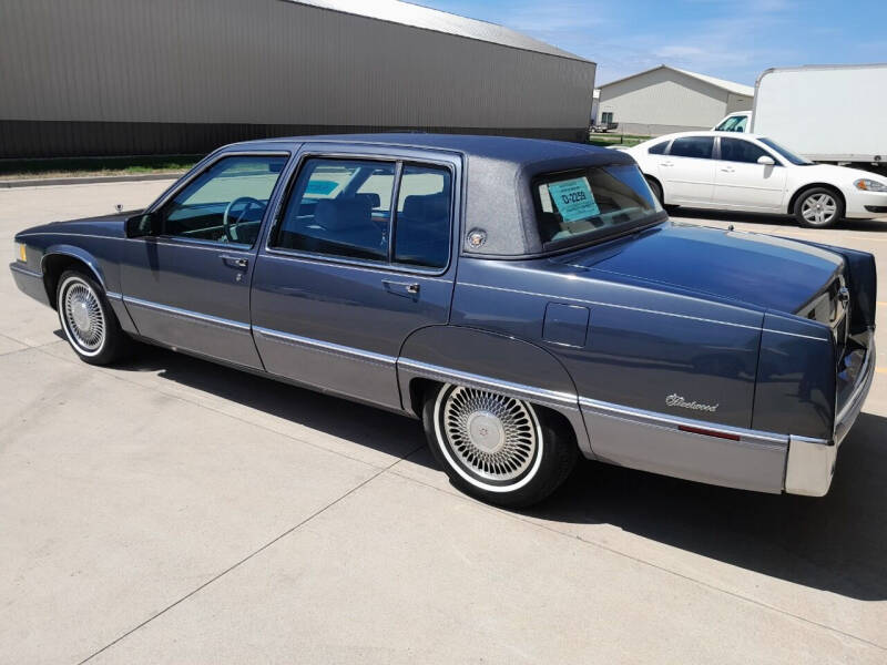 1990 Cadillac Fleetwood for sale at Pederson's Classics in Sioux Falls SD