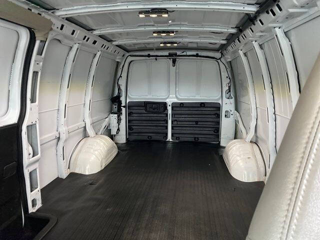 2024 GMC Savana 2500