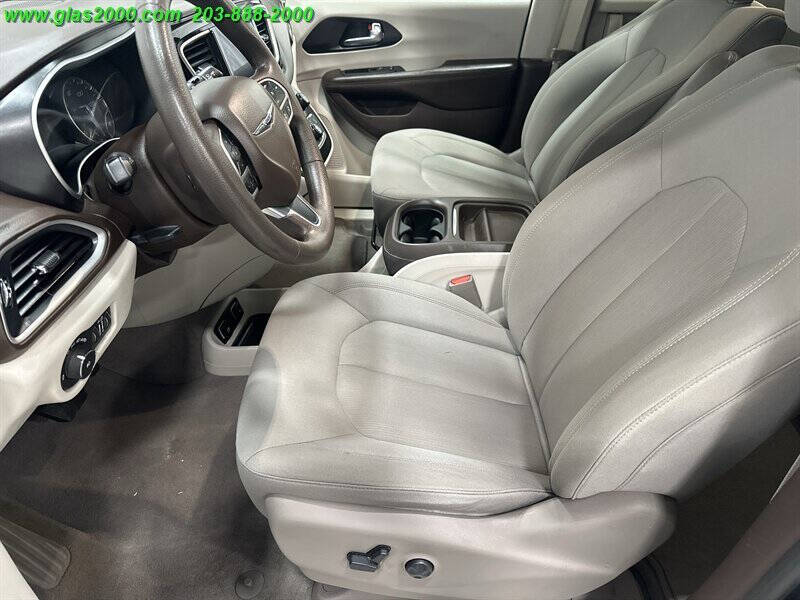 2020 Chrysler Pacifica Touring