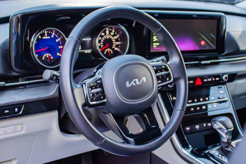 2023 Kia Carnival EX