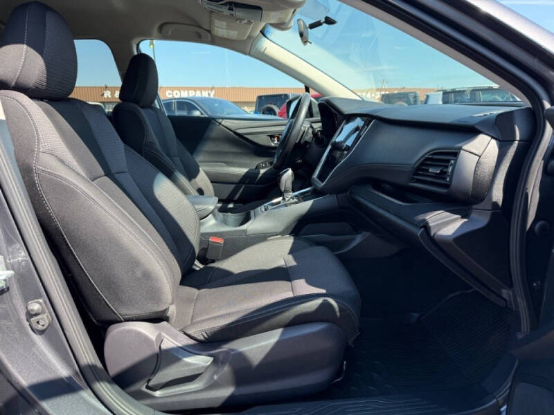 2022 Subaru Outback Premium