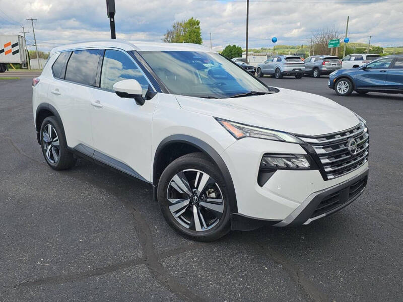 2025 Nissan Rogue SL