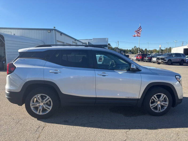 2022 GMC Terrain SLE