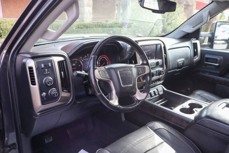 2016 GMC Sierra 2500HD Denali