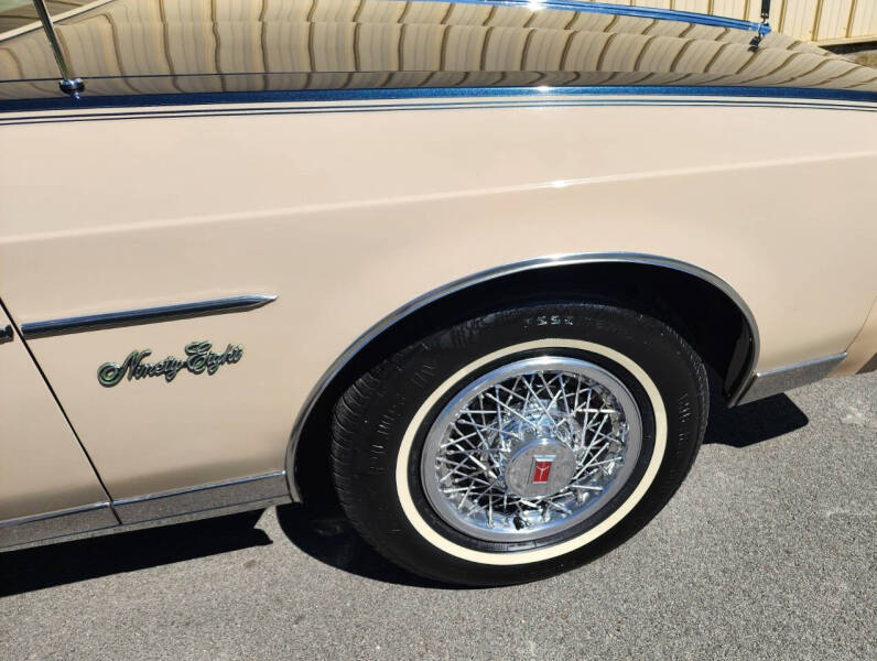 1981 Oldsmobile Ninety-Eight Regency
