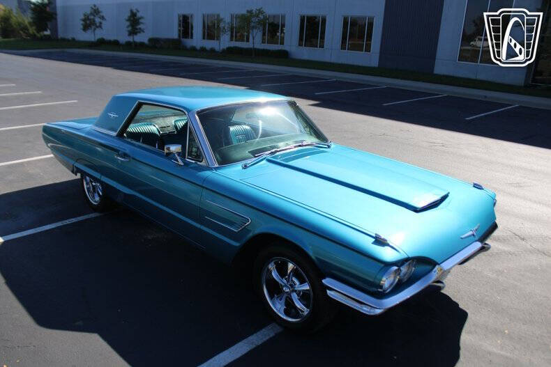 1965 Ford Thunderbird