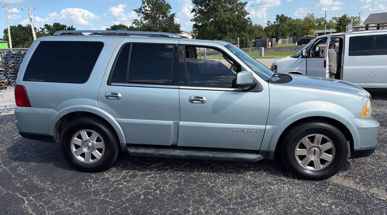 2005 Lincoln Navigator Luxury