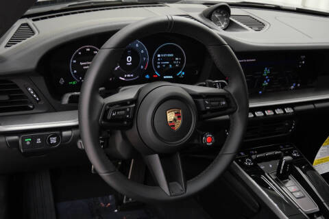 2025 Porsche 911 Carrera