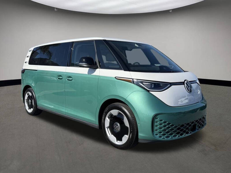 2025 Volkswagen ID. Buzz Pro S Plus 4Motion