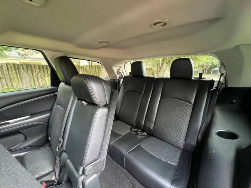 2019 Dodge Journey Crossroad