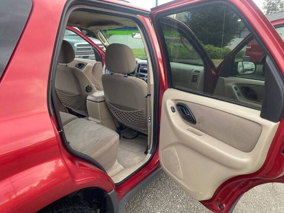 2003 Ford Escape for sale at OXY AUTO in Marysville, WA