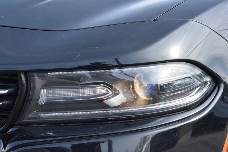 2017 Dodge Charger SE