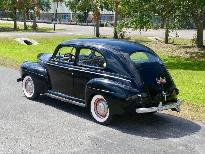 1941 Ford Deluxe