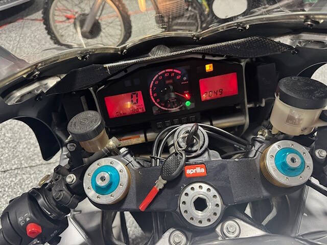 2003 Aprilia RSV 1000R