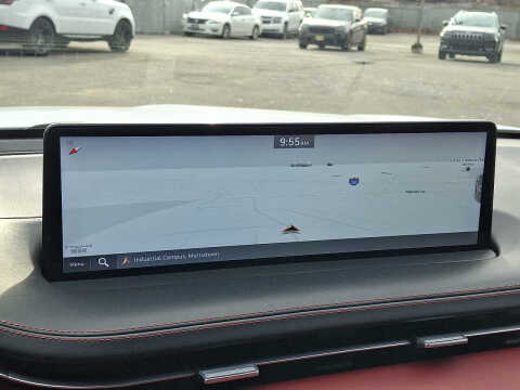 2023 Genesis GV70 2.5T Standard