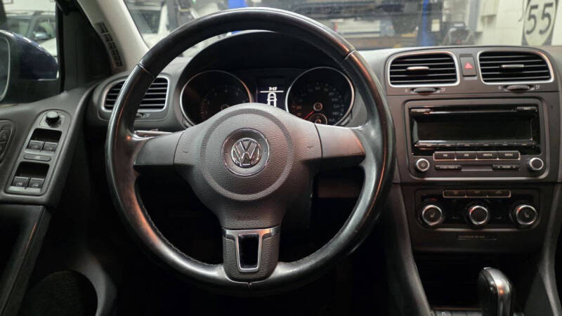 2013 Volkswagen Golf 2.5L PZEV