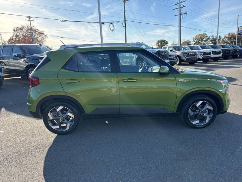 2024 Hyundai Venue SEL