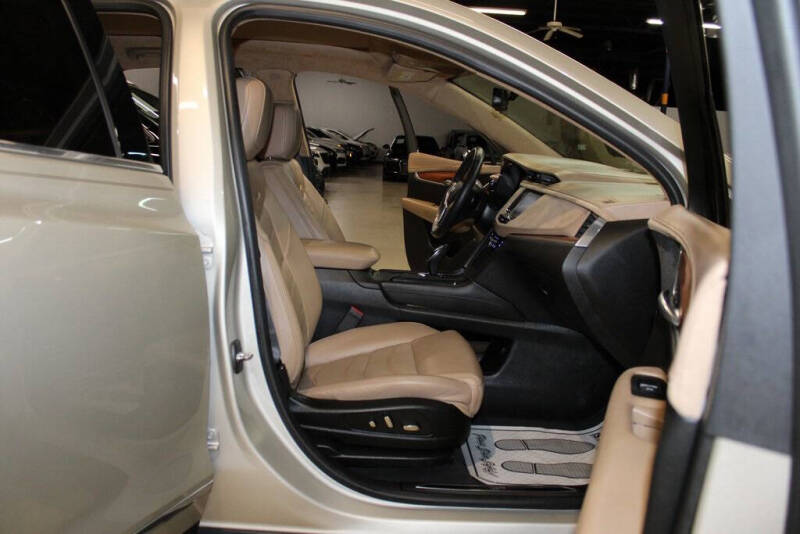 2017 Cadillac XT5 Platinum