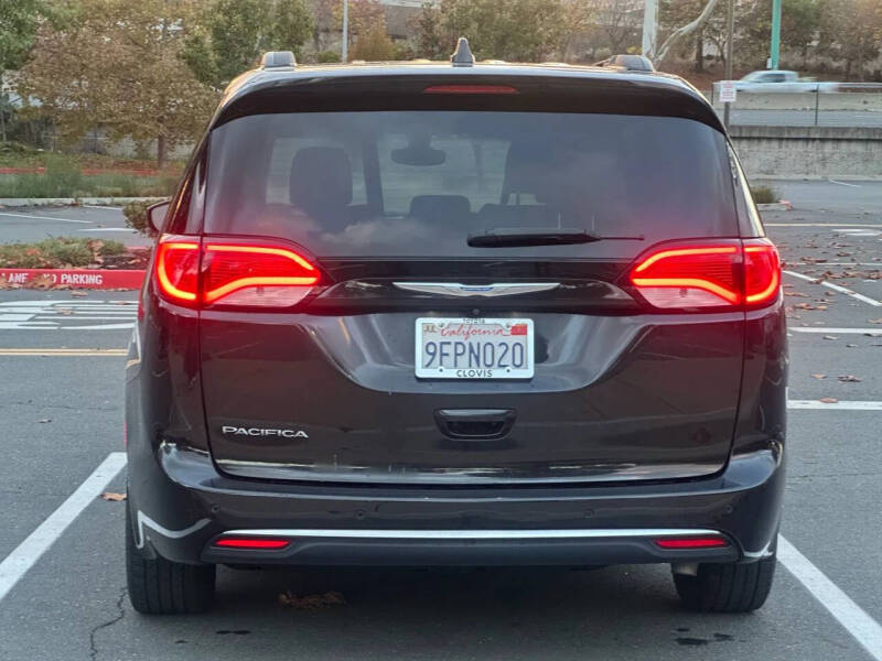 2017 Chrysler Pacifica