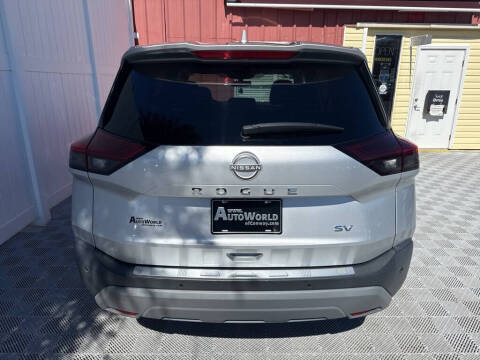 2022 Nissan Rogue SV