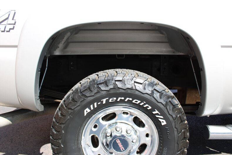 2006 GMC Sierra 2500HD