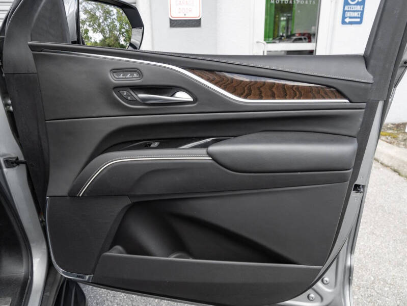 2023 Cadillac Escalade Sport Platinum