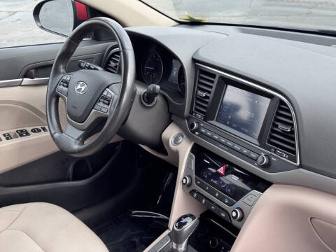 2018 Hyundai Elantra